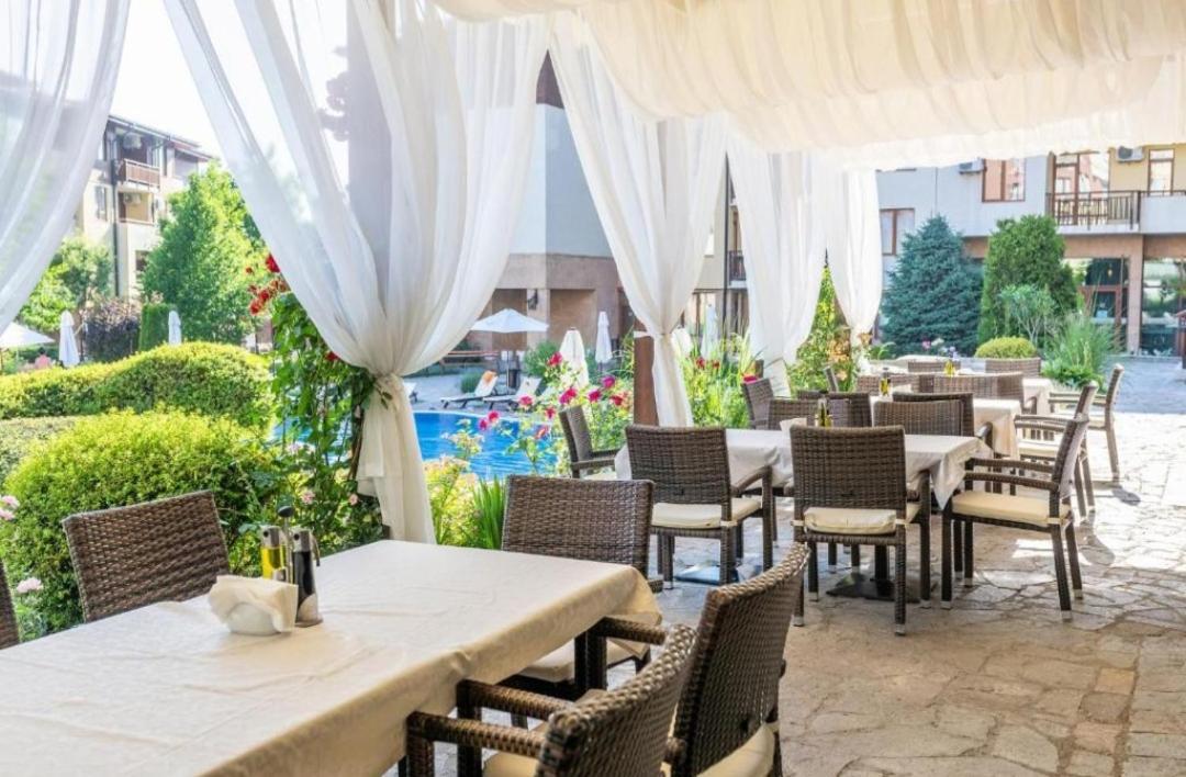 Апартамент Ния, Райска Градина / Garden Of Eden Sweti Wlas Exterior foto