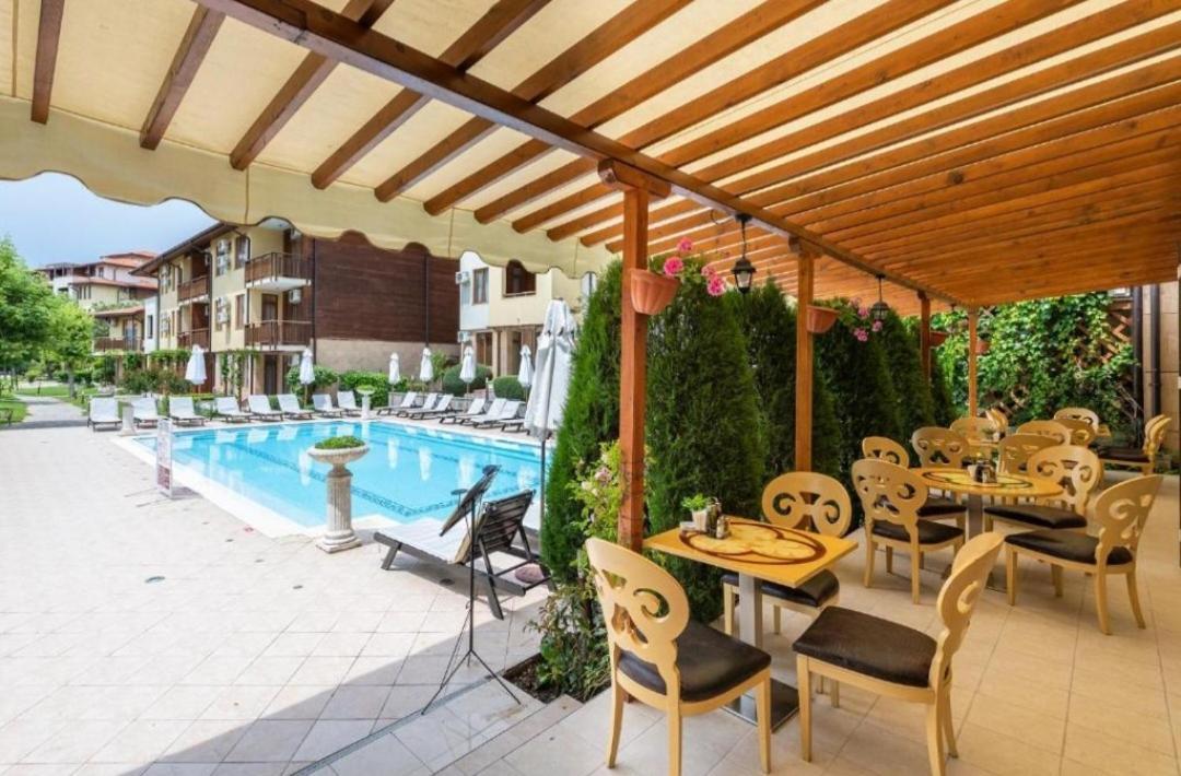 Апартамент Ния, Райска Градина / Garden Of Eden Sweti Wlas Exterior foto
