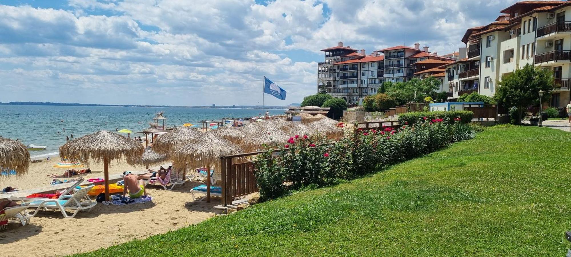 Апартамент Ния, Райска Градина / Garden Of Eden Sweti Wlas Exterior foto
