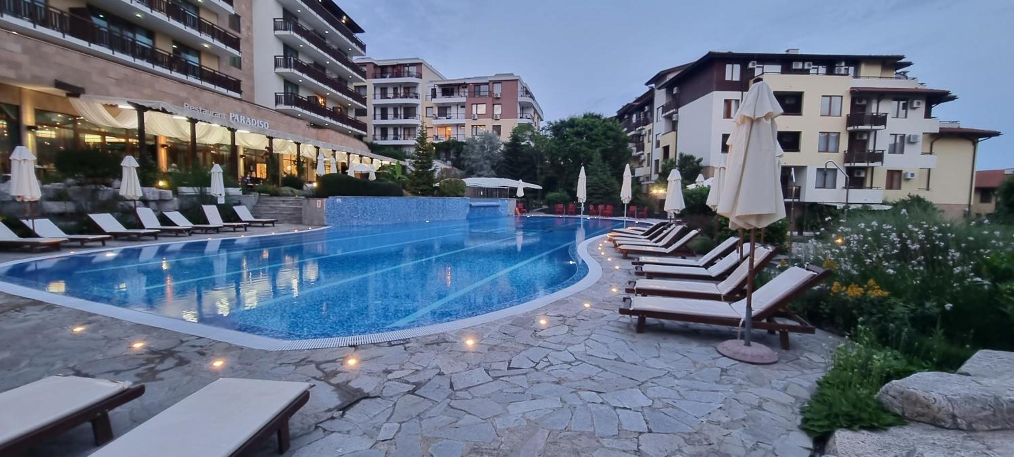 Апартамент Ния, Райска Градина / Garden Of Eden Sweti Wlas Exterior foto