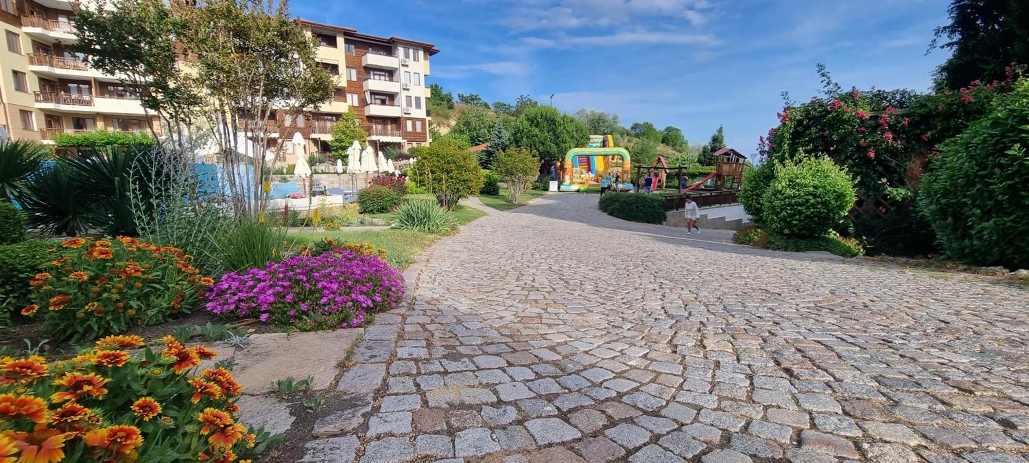 Апартамент Ния, Райска Градина / Garden Of Eden Sweti Wlas Exterior foto